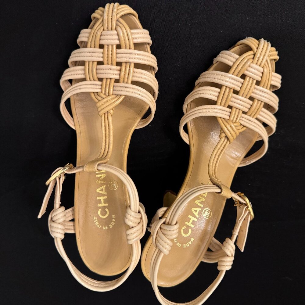 Chanel Interlocking CC Logo Leather T-Strap Caged Sandals Womens  6 / IT 36